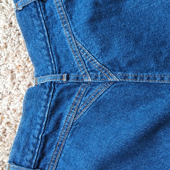 Vintage Chic 80's Denim High Rise Shorts with Yoke and Pleats - Picture 6 of 16